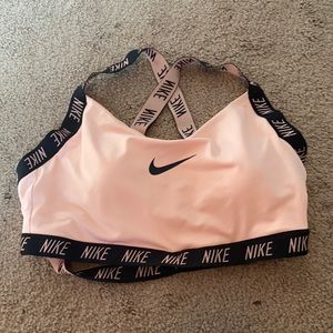 Sports bra